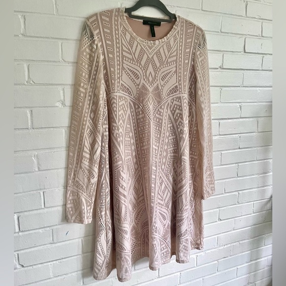 BCBGMaxAzria Long Sleeve Lace Dress, SZ M EUC! - Picture 4 of 7